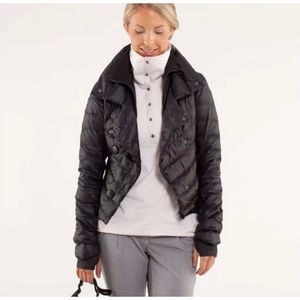 Lululemon Rare Power Pedal Down Puffer Jacket Size 8 Black